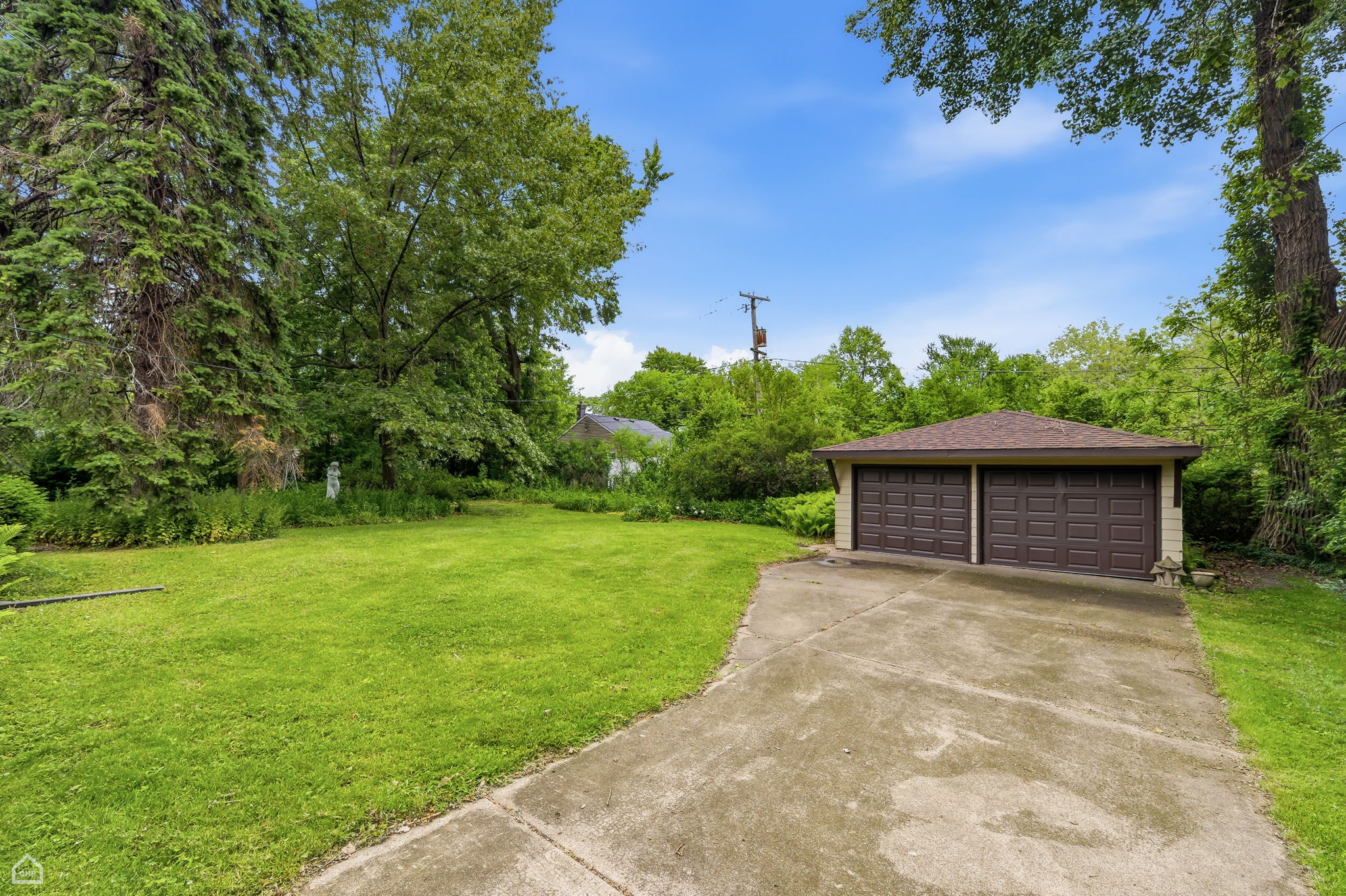 14721 Lakeside Ave - Karen Biazr_004