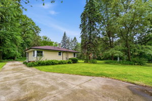 14721 Lakeside Ave - Karen Biazr_003