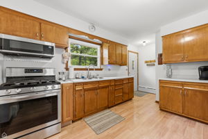 14721 Lakeside Ave - Karen Biazr_015