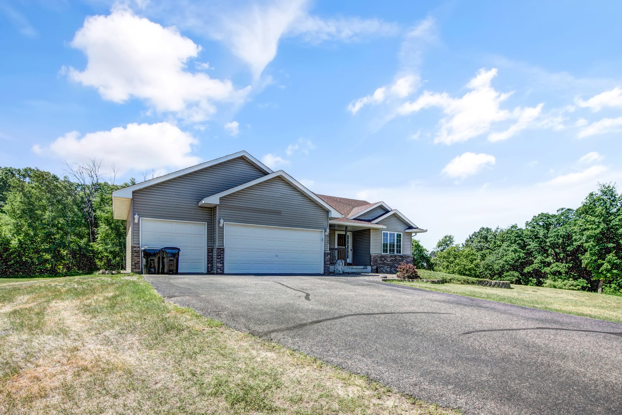 14725 285th Ave NW, Zimmerman, MN 55398 Mint Real Estate Photography