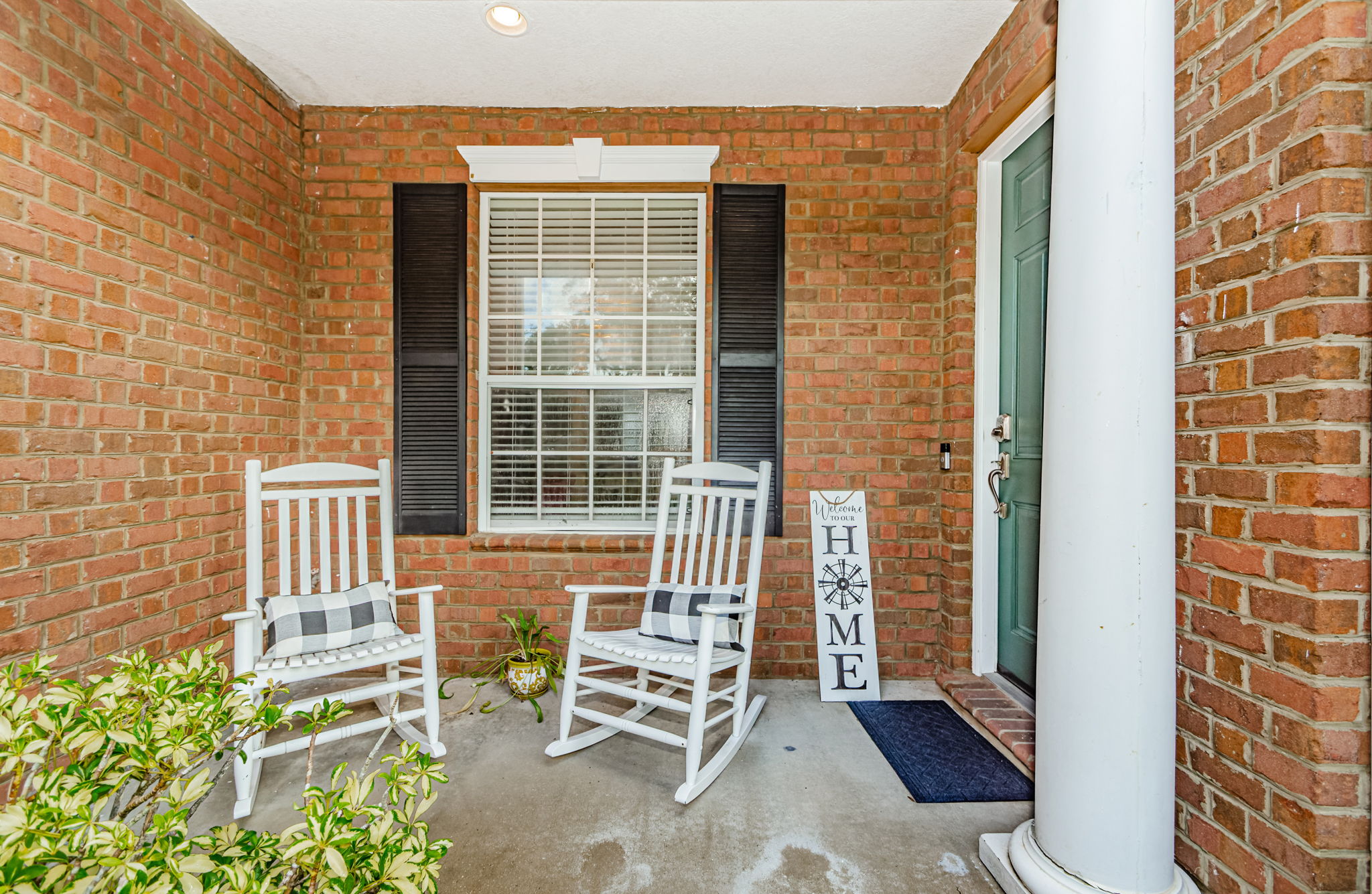 Front Exterior Entrance 1B