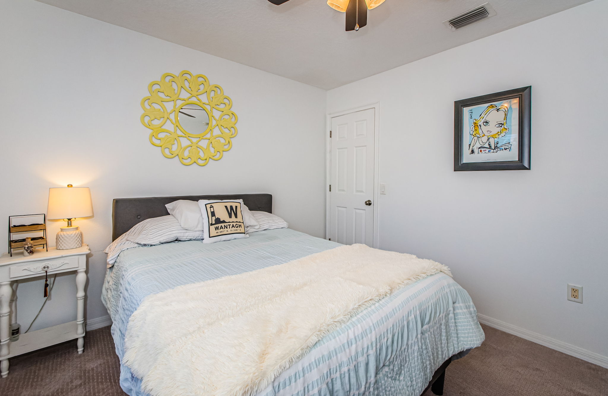 Upstairs Bedroom 1C