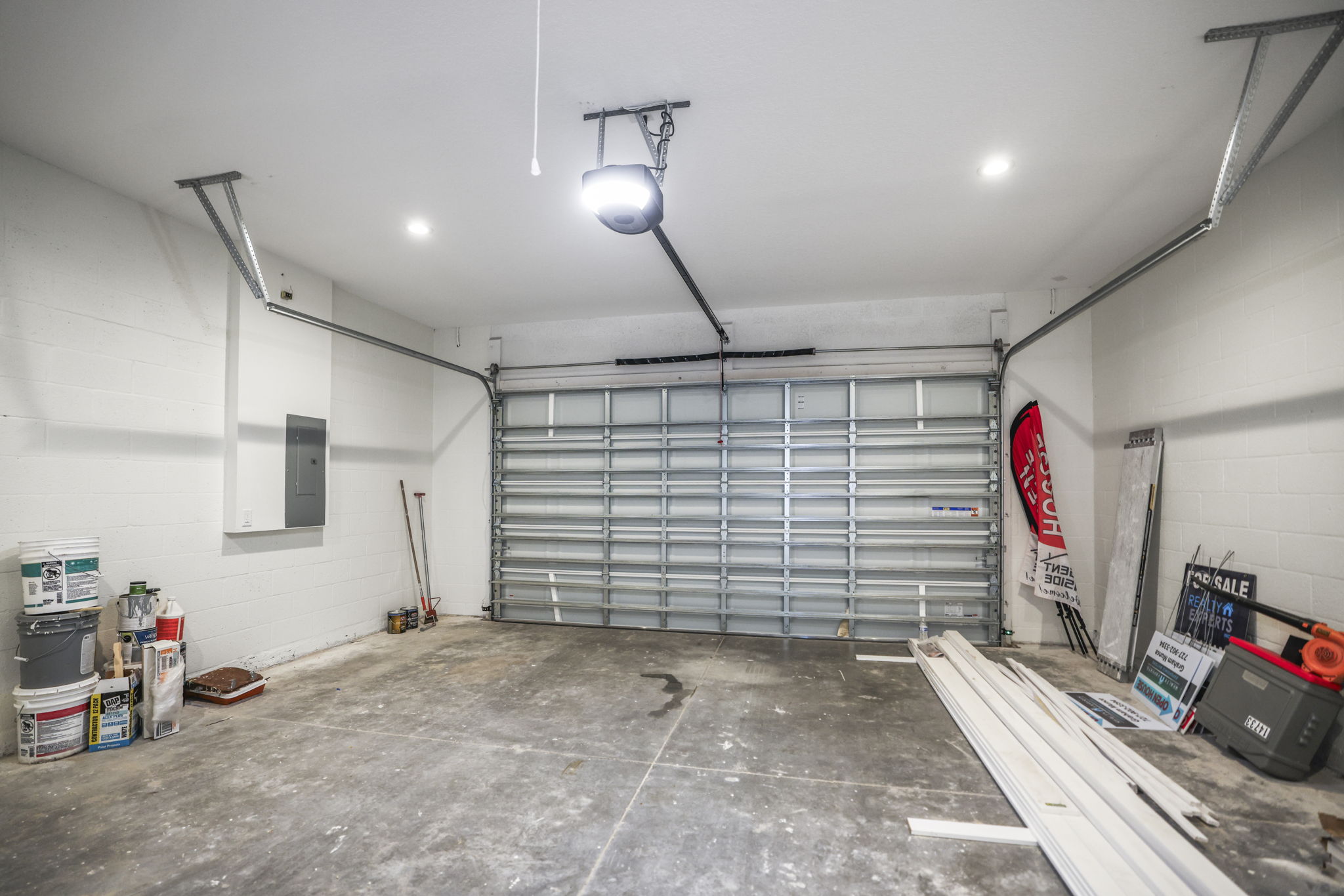 Garage - 495A0010
