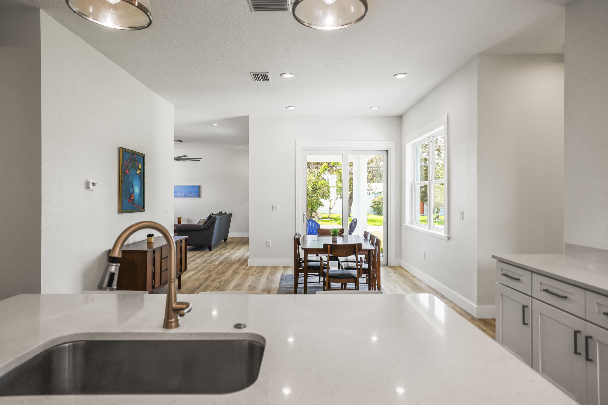 Kitchen into DR - 495A9978