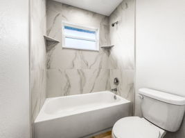 Bathroom 3 - IMG_7828