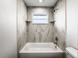 Bathroom 3 - IMG_7829