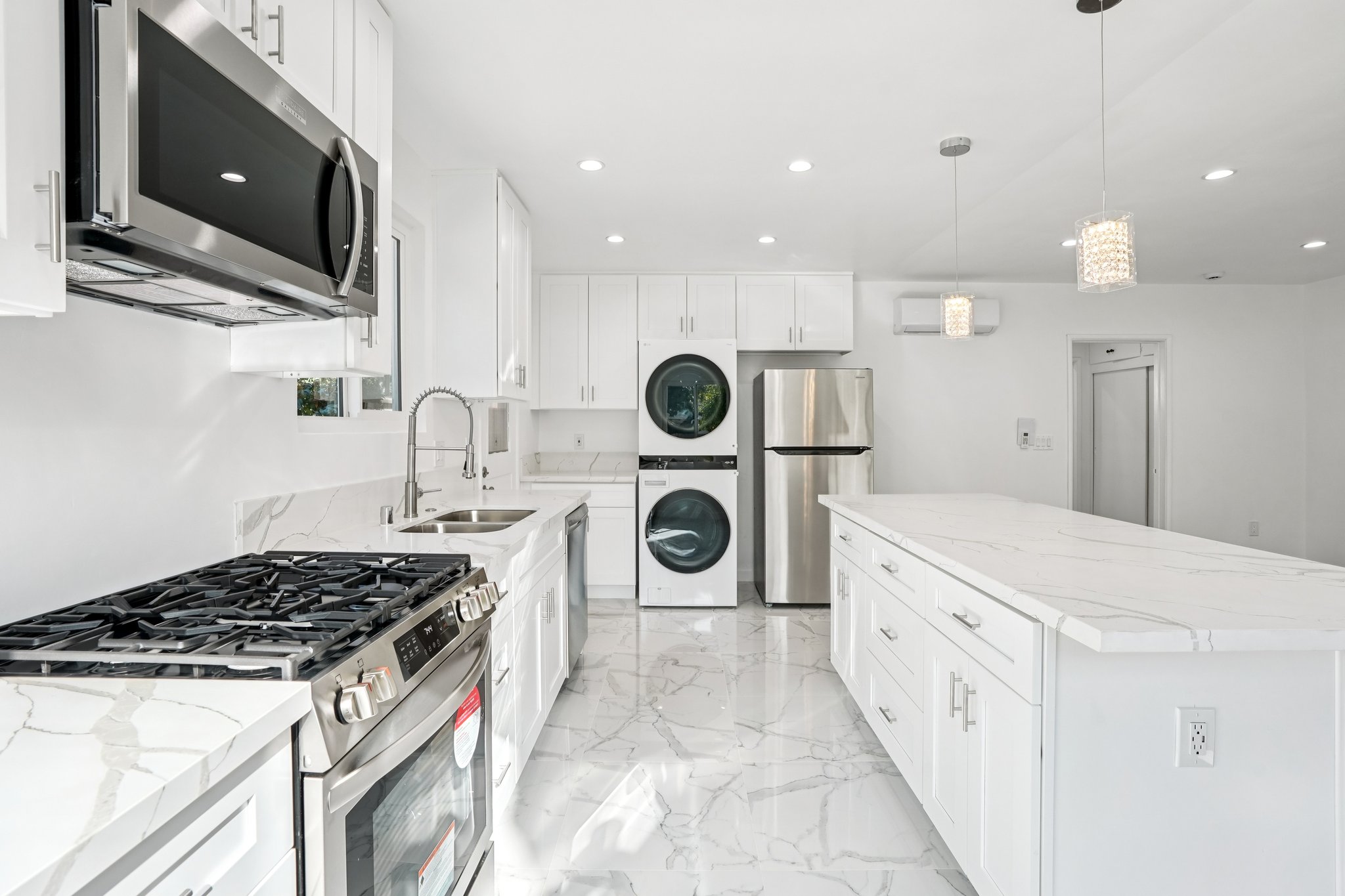 Allen Ave-S2112-011.jpg