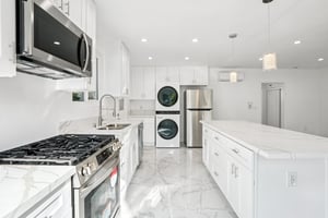 Allen Ave-S2112-011.jpg