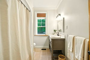  Photo 46