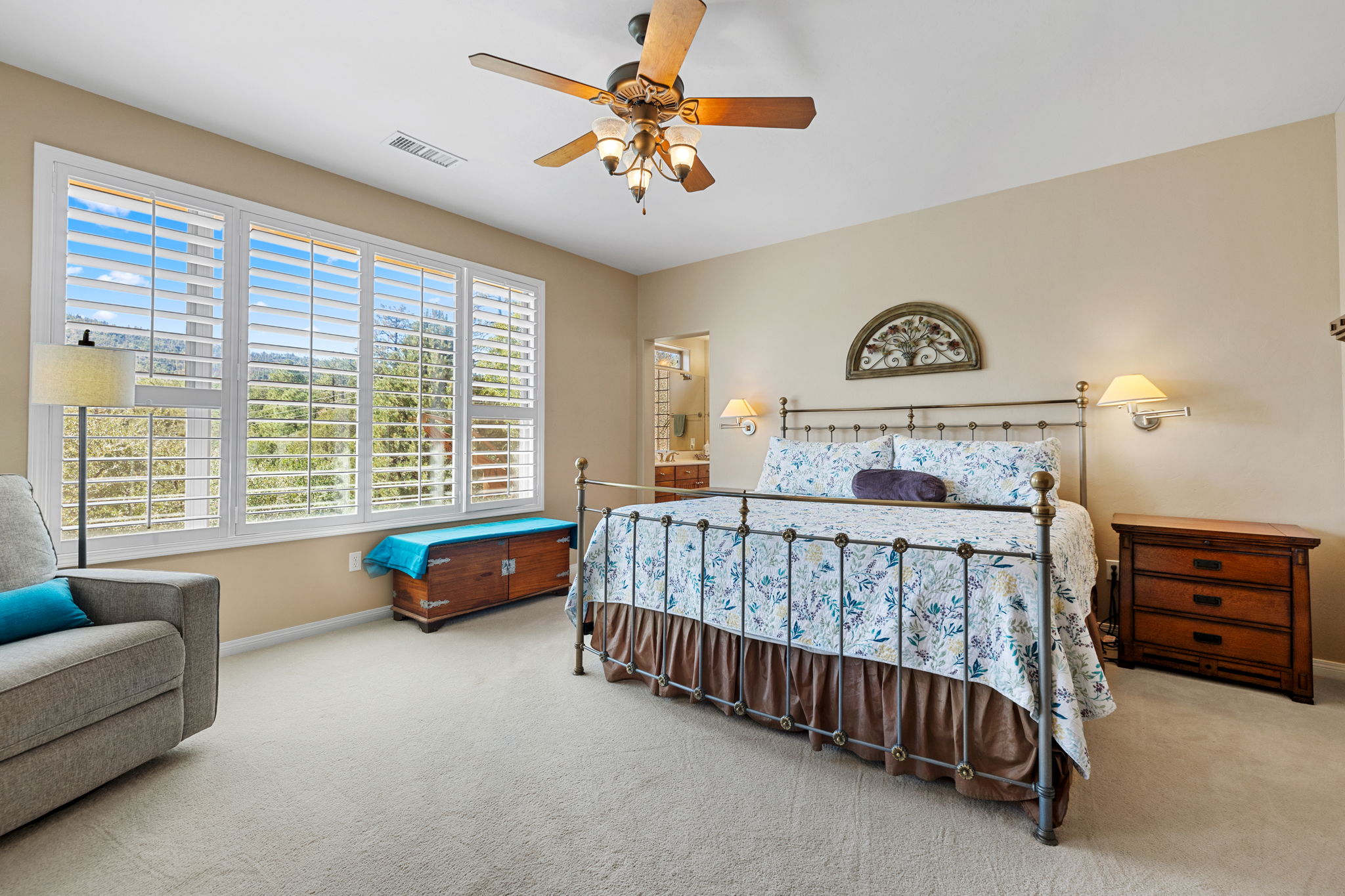Primary Bedroom (1)