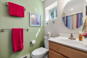 Bathroom 3 (1)