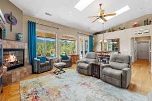 Living Room (3)