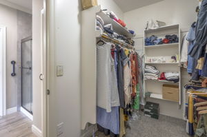  Photo 31