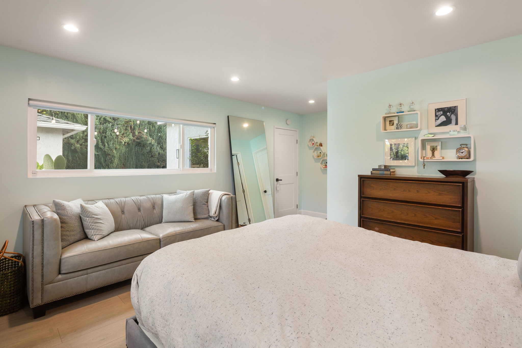 14745 Cumpston Street -16