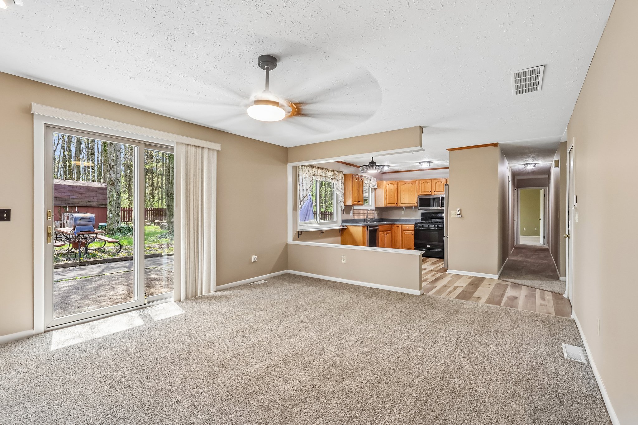 Hartford Trl-S2504-009.jpg