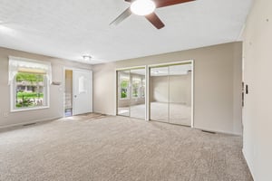 Hartford Trl-S2504-004.jpg