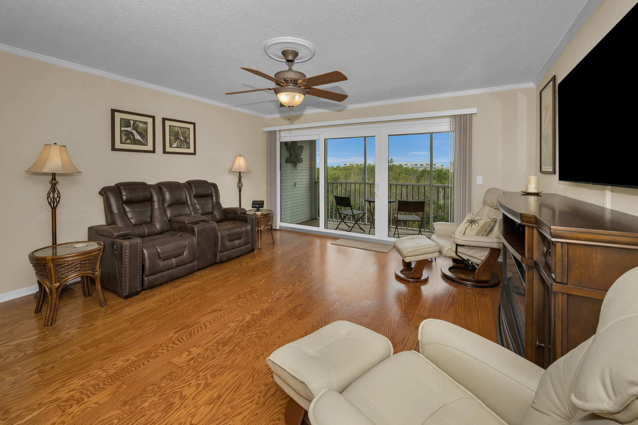 Living Room2