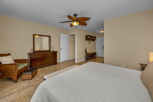 Lower Level Bonus Room1c