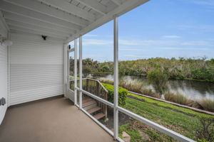 Lower Level Lanai1