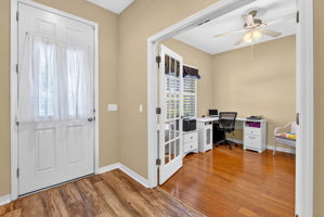  Photo 4