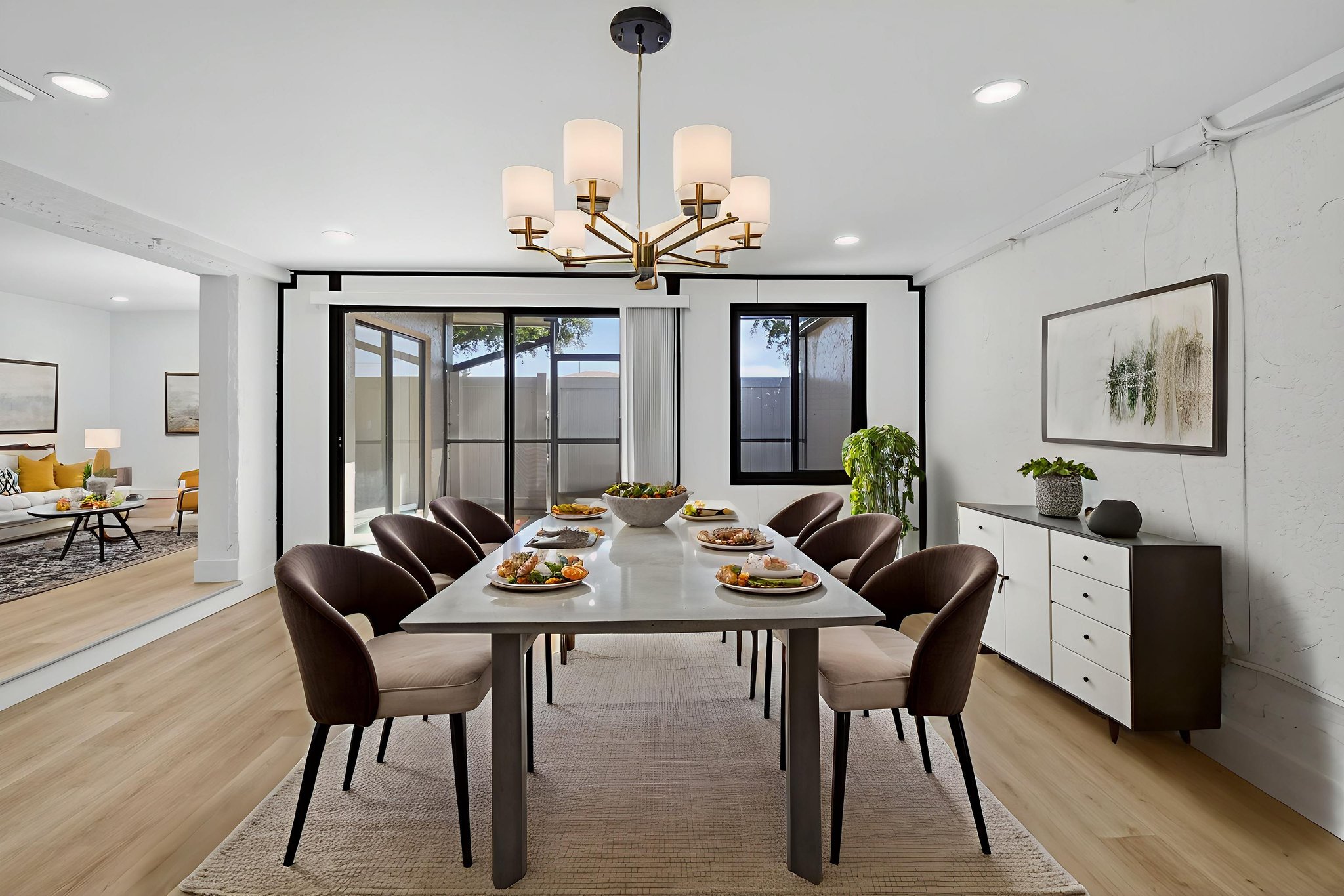 DSC_4045 virtually staged.jpeg