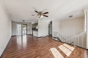 Lisa Dr-S1810-006.jpg
