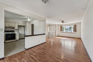 Lisa Dr-S1810-009.jpg