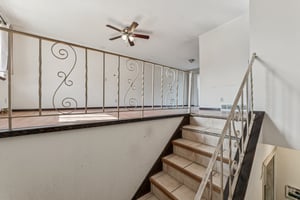 Lisa Dr-S1810-014.jpg