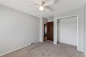 Lisa Dr-S1810-021.jpg