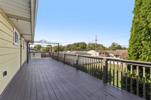 Lisa Dr-S1810-038.jpg