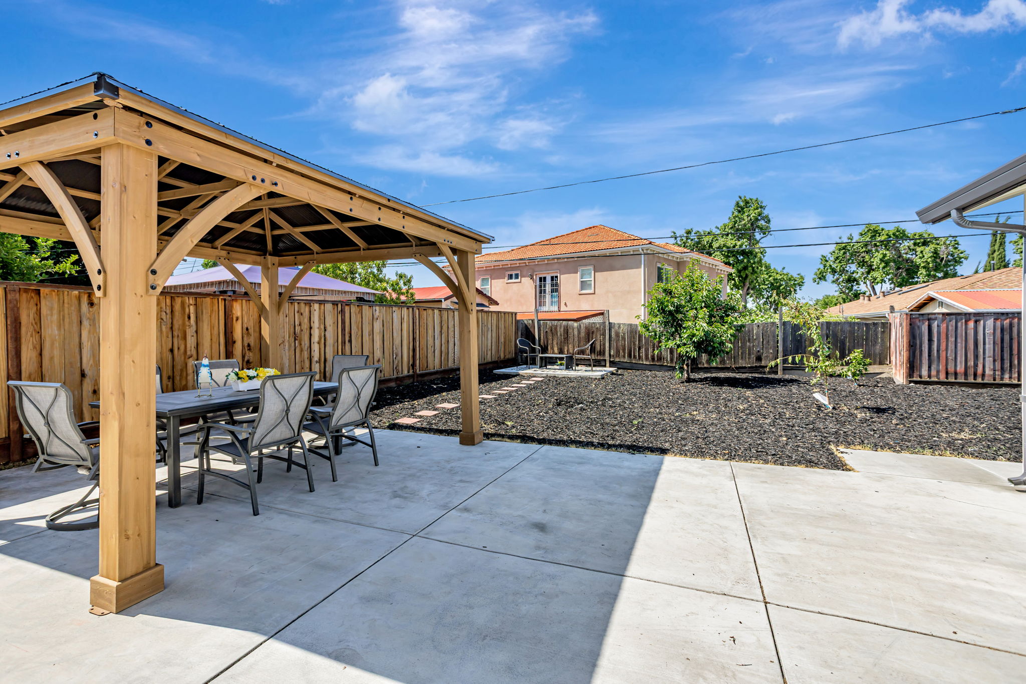 045_1478 Ashland Dr  