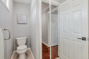 033_1478 Ashland Dr  
