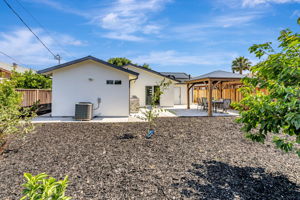 042_1478 Ashland Dr  
