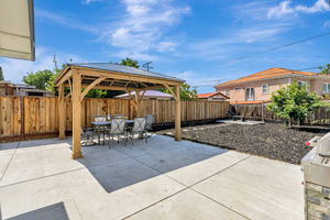 048_1478 Ashland Dr  