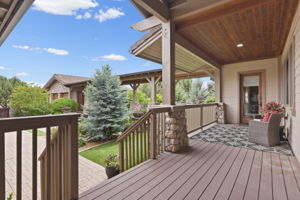 Deck (2)