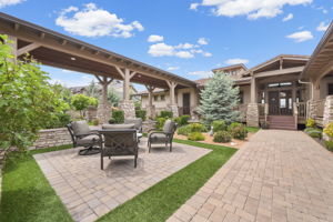 Courtyard (3)