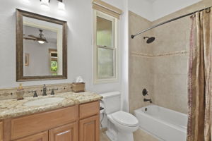 Bathroom 2 (Casita)