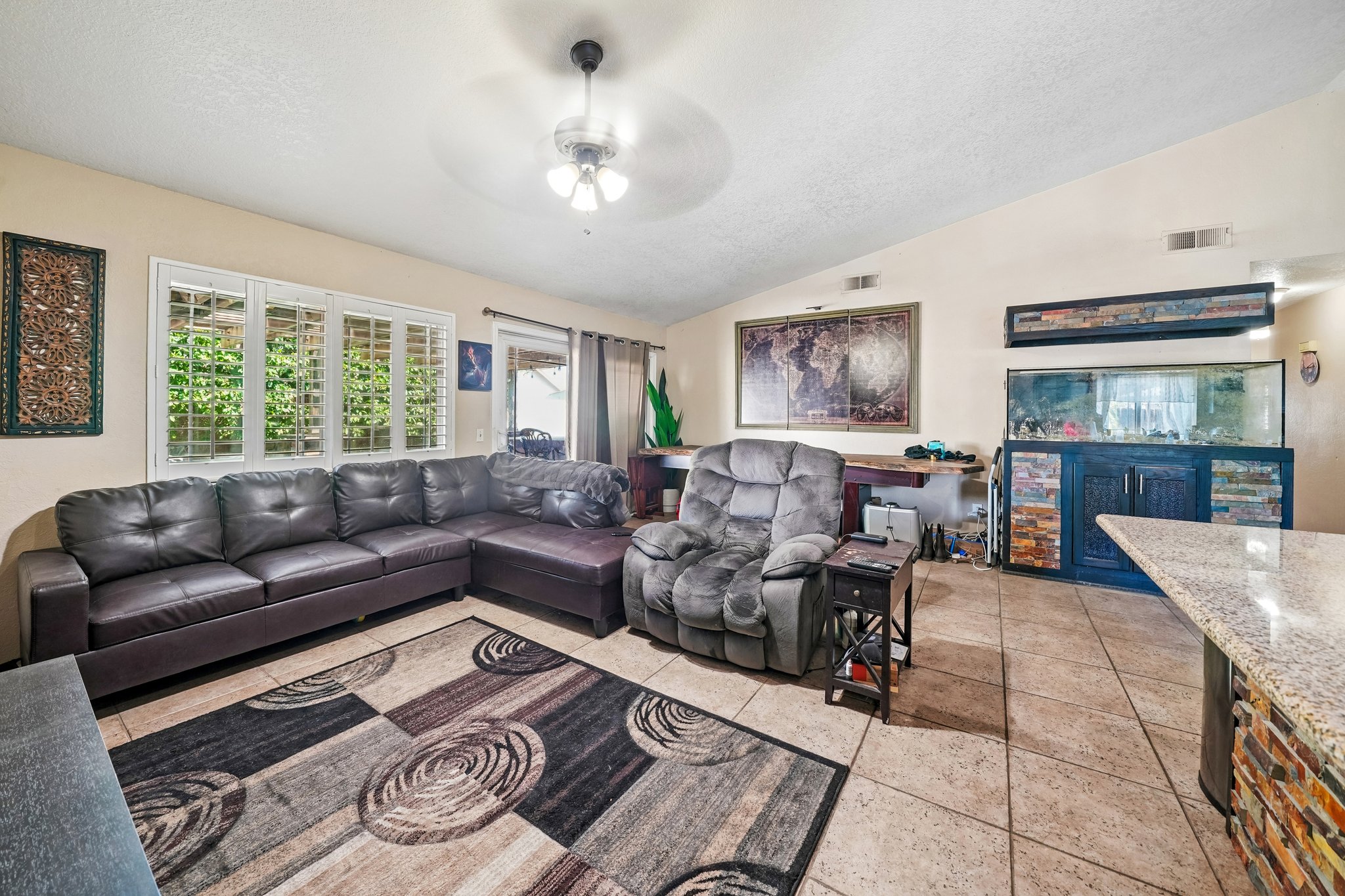 Doral Ct-S1305-010.jpg