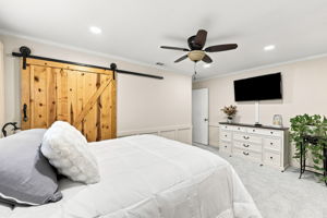 021_F8_148 Barber St