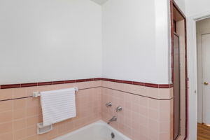  Photo 34