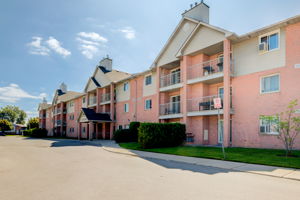  Photo 0