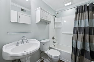  Photo 40