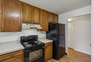 Marian Ln-018.jpg