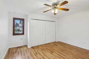 Marian Ln-031.jpg