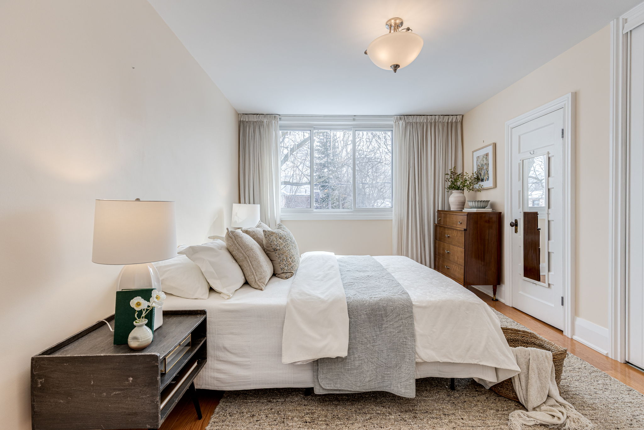 Toronto property showcase — delivered property photograph 18