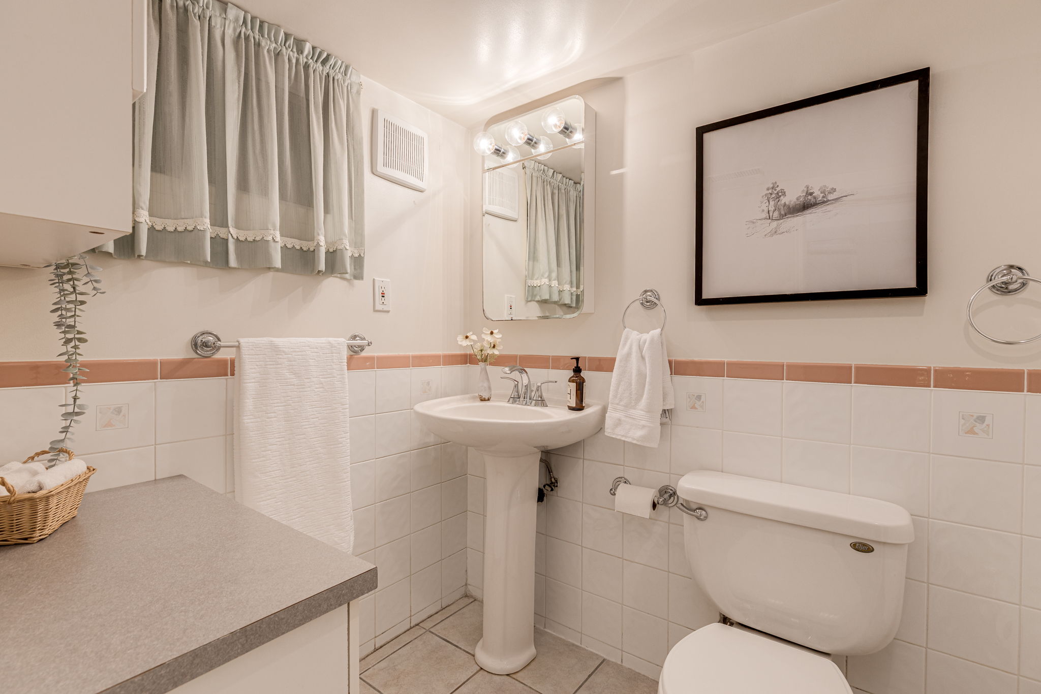 Toronto property showcase — delivered property photograph 22