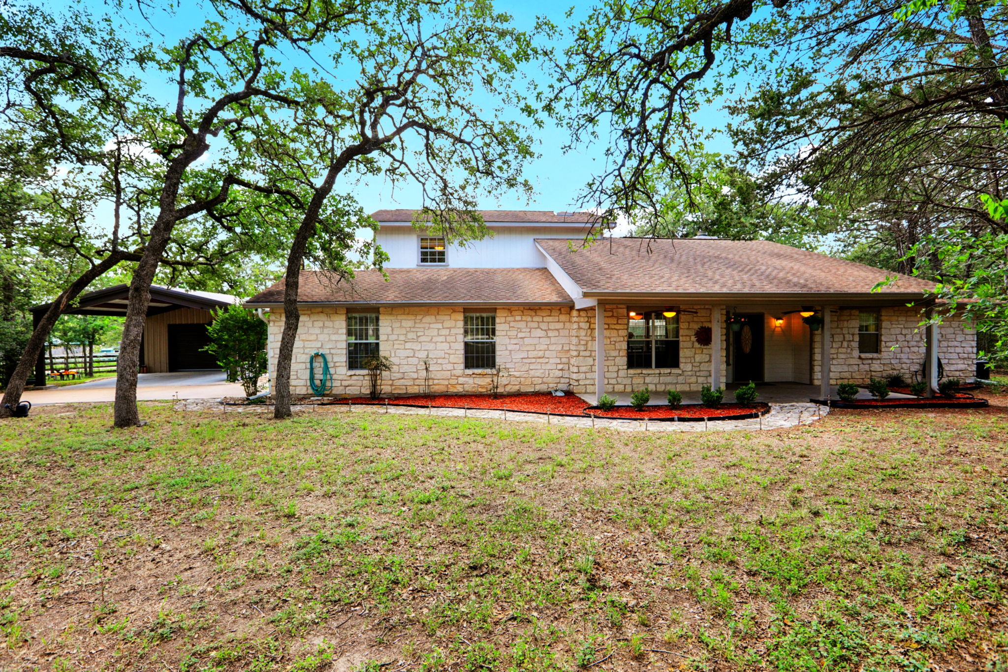 148 Oak Ridge Drive:  WELCOME HOME!