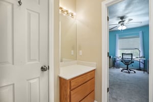 Upstairs Jack 'n Jill bathroom