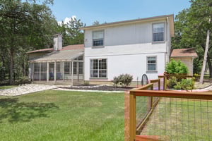 Oak Ridge Dr-2406-063.jpg