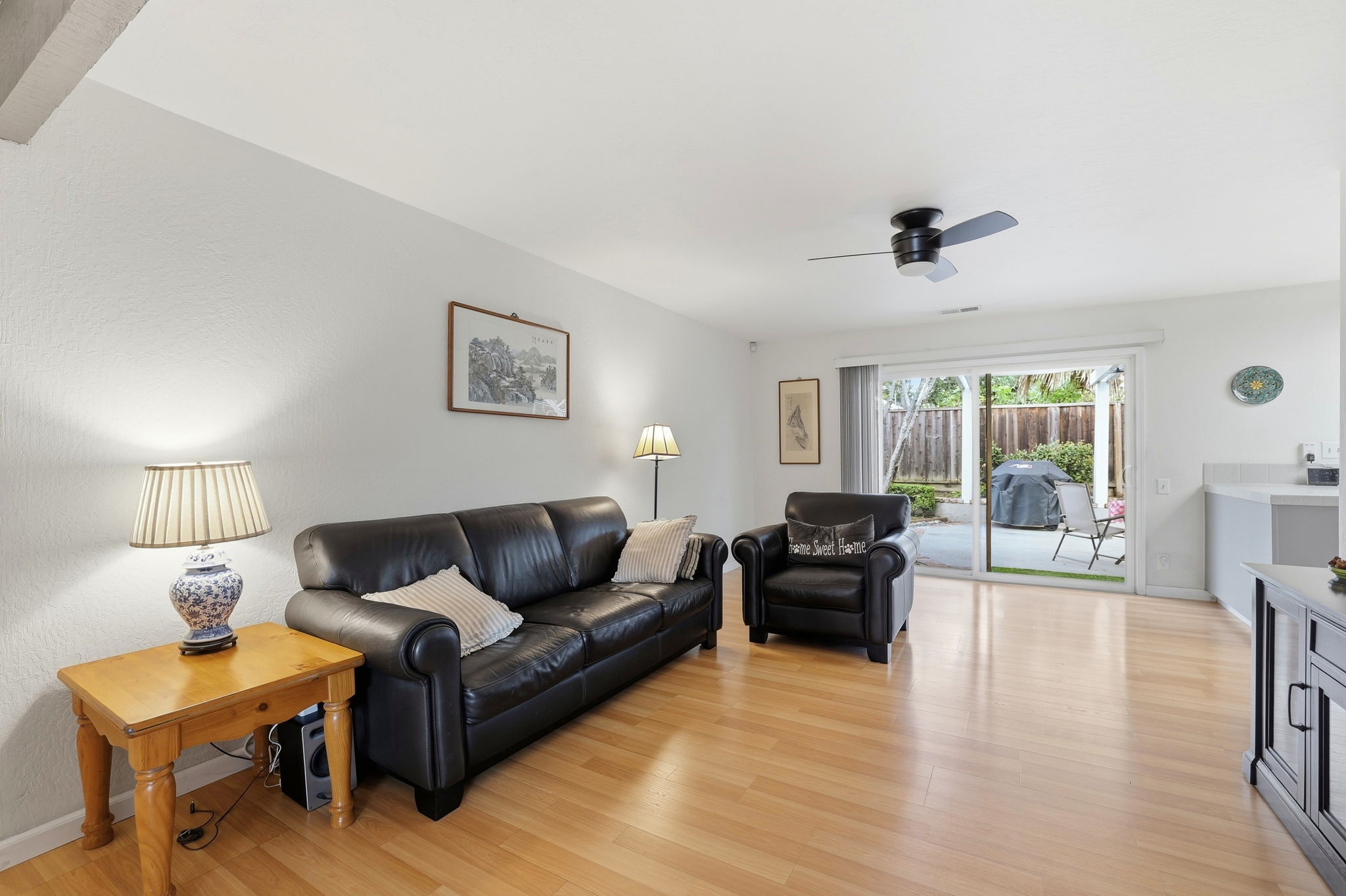 011_F8_148 Red River Way